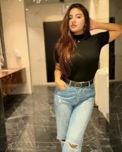 Escorts Chakia